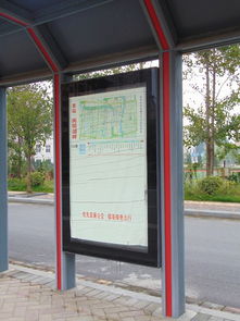 泰安公交站臺定制解決方案 臨沂廠家打造滾動廣告候車亭，助力道路旅客運輸經營